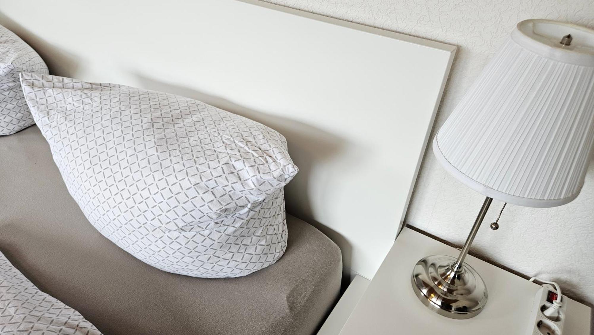 Hotel Dorfkrug Buesum - Guenstige Altbauzimmer Am Oland Zewnętrze zdjęcie